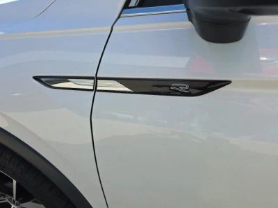 2023 Volkswagen Tiguan — photo 11 view