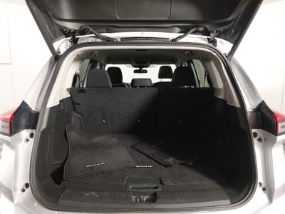 2024 Nissan Rogue — photo 11 view