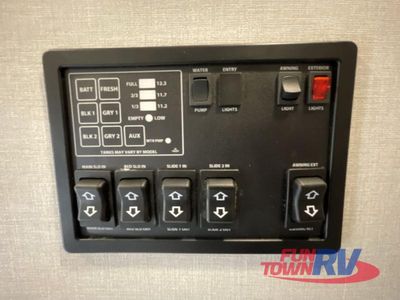 2026 Coachmen RV Chaparral - Photo 34