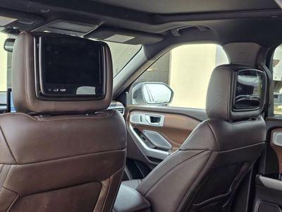 2021 Ford Explorer - Photo 19