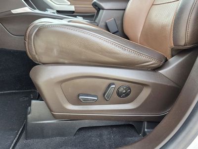 2021 Ford Explorer - Photo 13