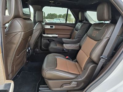 2021 Ford Explorer - Photo 16