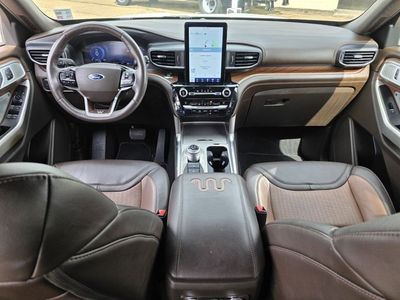 2021 Ford Explorer - Photo 8