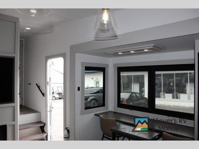 2026 Brinkley Model Z - Photo 6