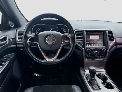 2017 Jeep Grand Cherokee — photo 18 view