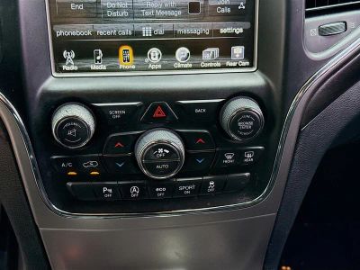 2017 Jeep Grand Cherokee — photo 12 view