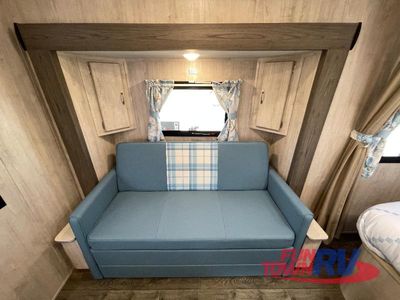 2025 Gulf Stream RV Vintage Yellowstone - Photo 26
