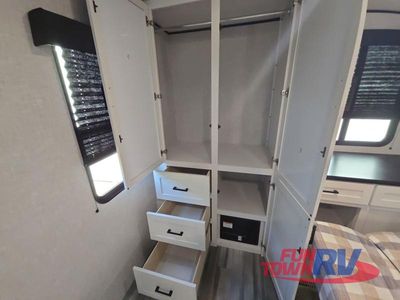 2025 Jayco Jay Flight SLX - Photo 43