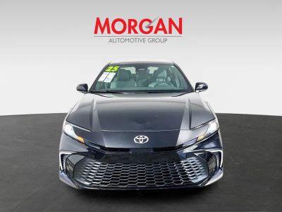 2025 Toyota Camry — photo 8 view