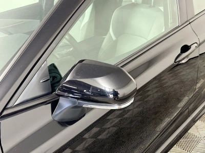 2025 Toyota Camry — photo 10 view