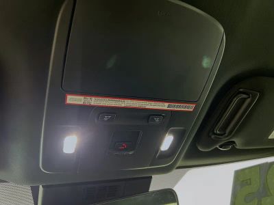 2025 Toyota Camry — photo 18 view