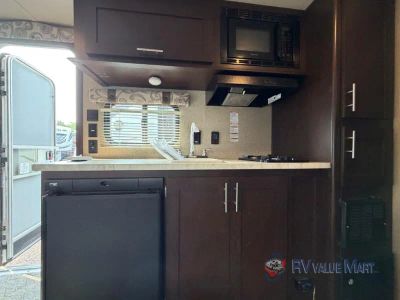 2016 Forest River RV Cherokee Wolf Pup — photo 17 view