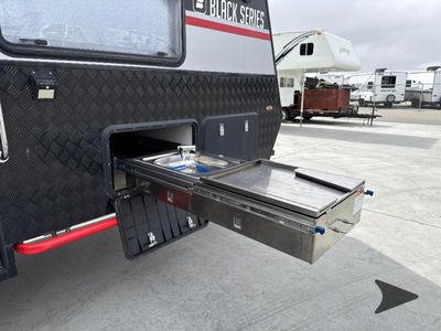 2022 Black Series Camper Black Series Camper - Photo 10
