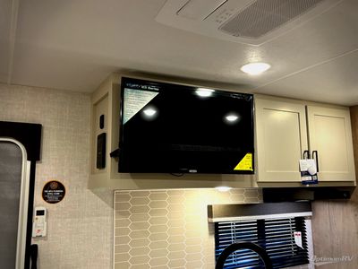 2026 Ember RV E-Series - Photo 10