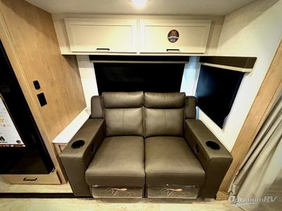 2026 Ember RV E-Series - Photo 11