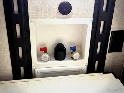 2026 Ember RV E-Series - Photo 15