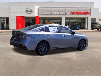 2026 Nissan Sentra - Photo 3