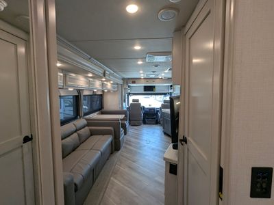 2026 Fleetwood Bounder — photo 13 view