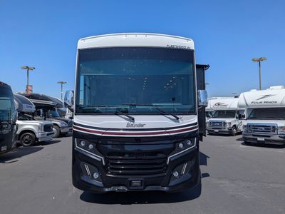 2026 Fleetwood Bounder — photo 31 view