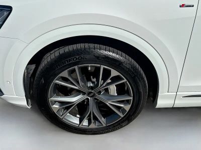 2023 Audi Q8 — photo 34 view
