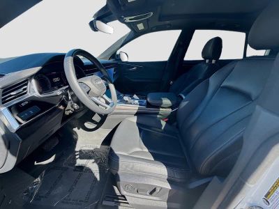 2023 Audi Q8 — photo 16 view