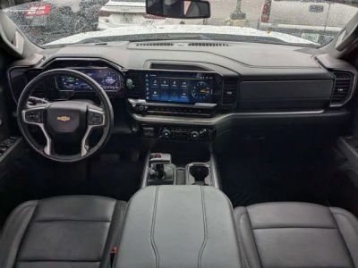 2025 Chevrolet Silverado 1500 — photo 14 view
