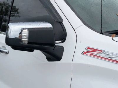 2025 Chevrolet Silverado 1500 — photo 11 view