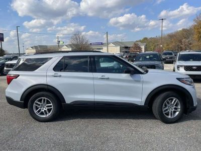 2026 Ford Explorer — side profile view