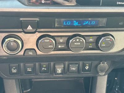 2021 Toyota Tacoma - Photo 14