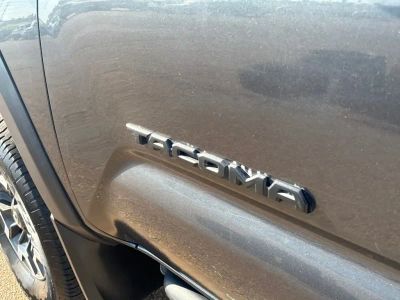 2021 Toyota Tacoma - Photo 37