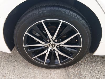 2024 Toyota Camry — photo 10 view