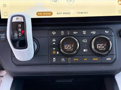 2026 Land Rover Defender 110 — photo 33 view