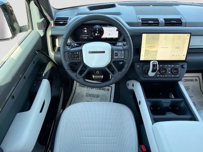 2026 Land Rover Defender 110 — photo 15 view