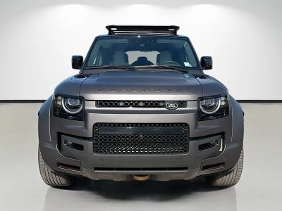2026 Land Rover Defender 110 — photo 8 view
