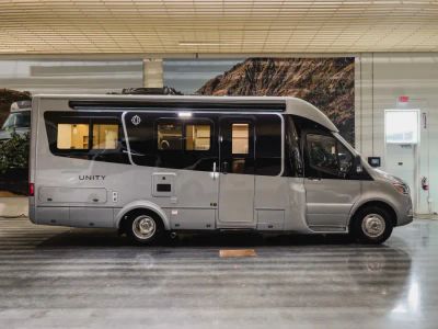 2026 Leisure Travel Vans UNITY — photo 22 view