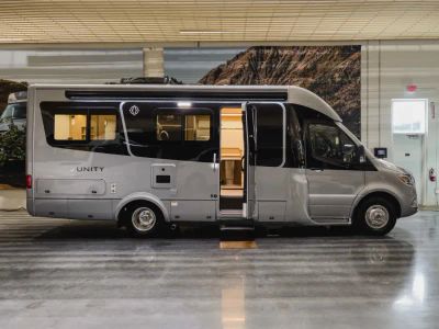 2026 Leisure Travel Vans UNITY — photo 21 view