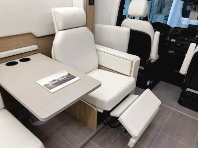 2026 Leisure Travel Vans UNITY — photo 7 view