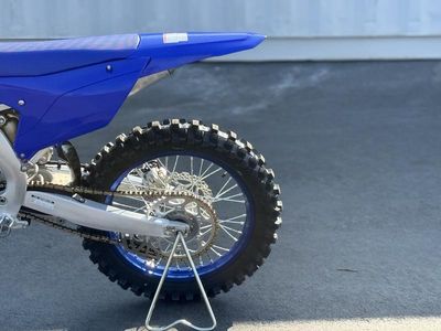 2026 Yamaha YZ250F Team Yamaha Blue — photo 8 view