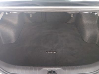 2024 Nissan Altima — photo 11 view