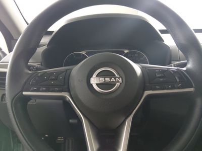 2024 Nissan Altima — photo 12 view