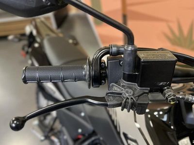 2026 Yamaha WR125R - Photo 15