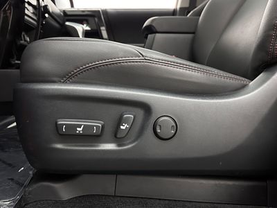 2023 Toyota 4Runner - Photo 12