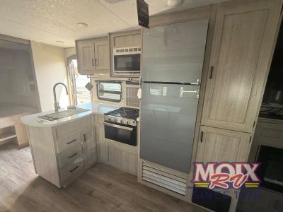 2026 Coachmen RV Catalina Legacy Edition - Photo 16