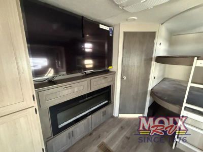 2026 Coachmen RV Catalina Legacy Edition - Photo 22