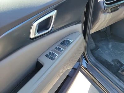 2026 Kia Carnival — engine compartment view