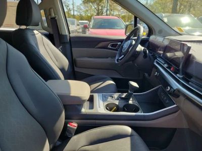 2026 Kia Carnival — photo 32 view