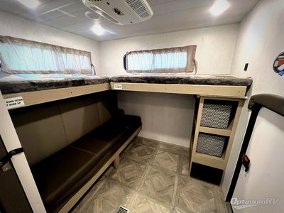 2024 Forest River Wildwood - Photo 15