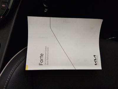 2023 Kia Forte - Photo 19