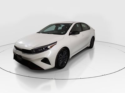 2023 Kia Forte - Photo 3