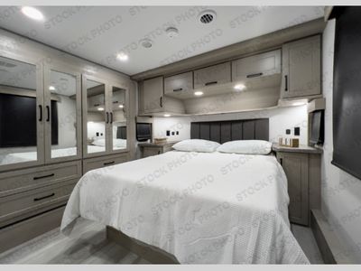 2026 Grand Design Momentum M-Class - Photo 6